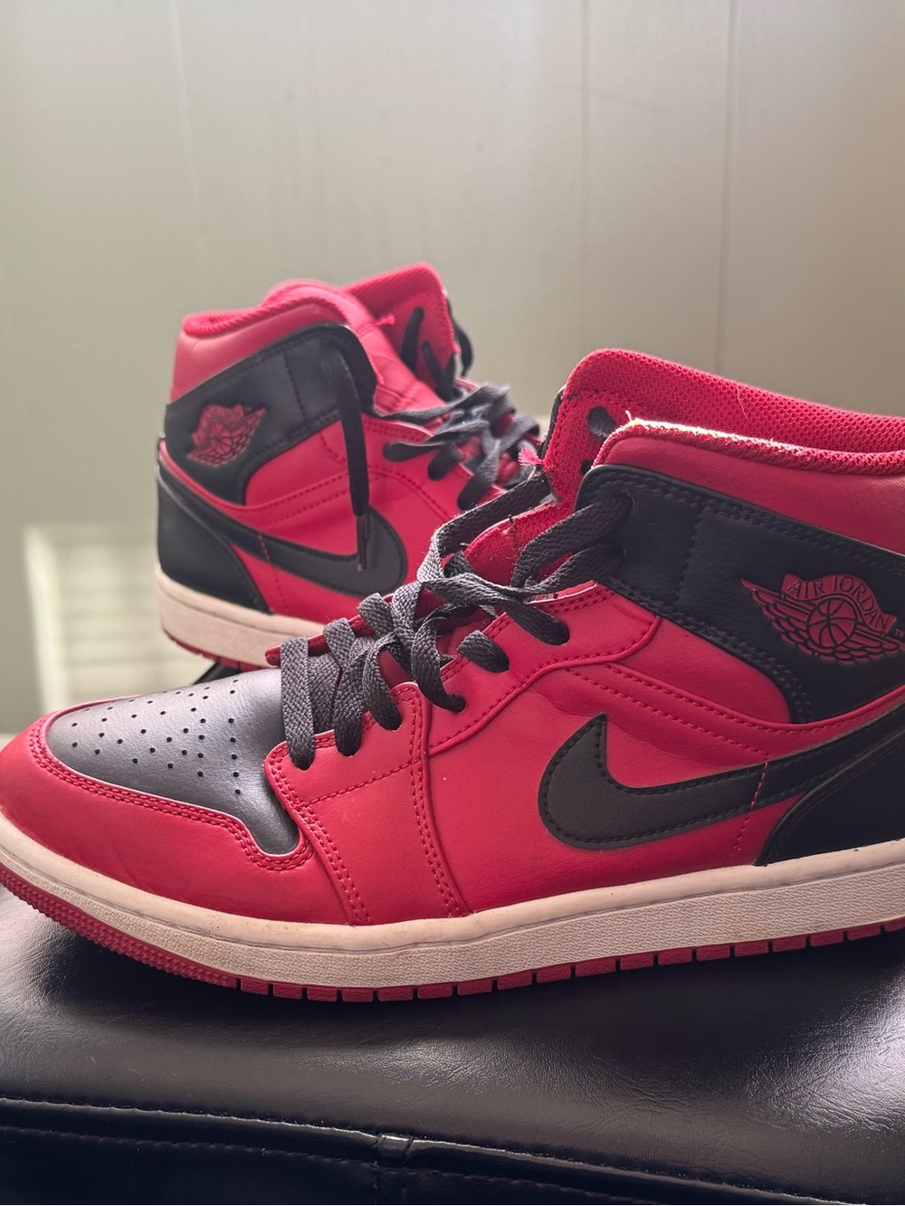 Rare Nike Air Jordan 1 Mid Reverse Bred Gym Red/Black/White Men’s